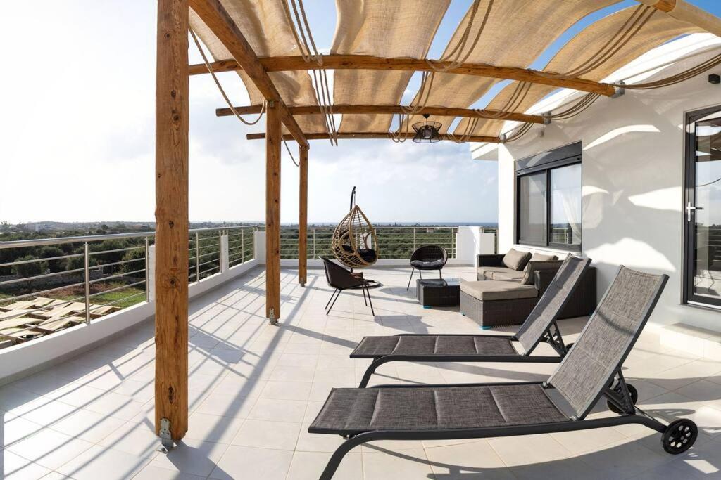 Photo of Patio Balcony in Stavros