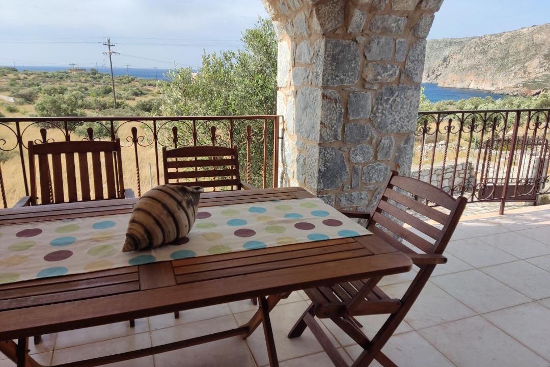 Photo of Patio Balcony in Omales