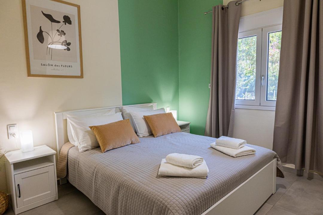Photo of Bedroom in Kato Stalos