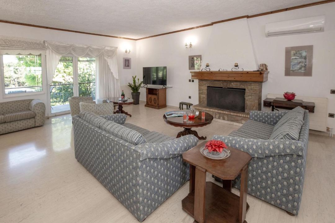 Photo of Livingroom in Marathon