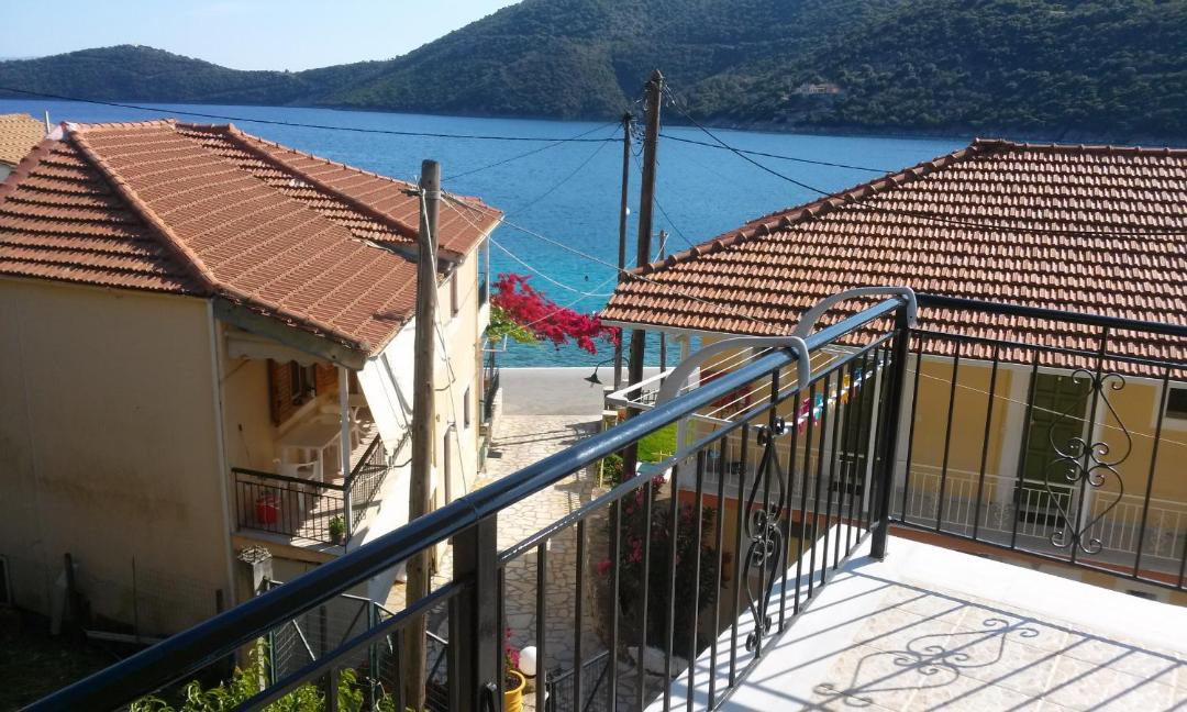 Photo of Others in Mikros Gialos
