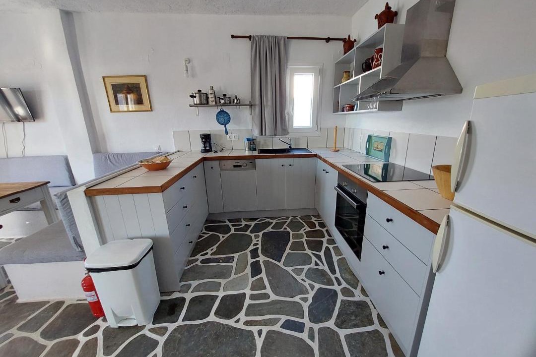 Photo of Kitchen in Platis Gialos