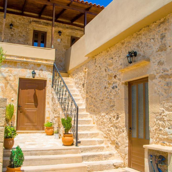 Photo of Buildings in Drapanias