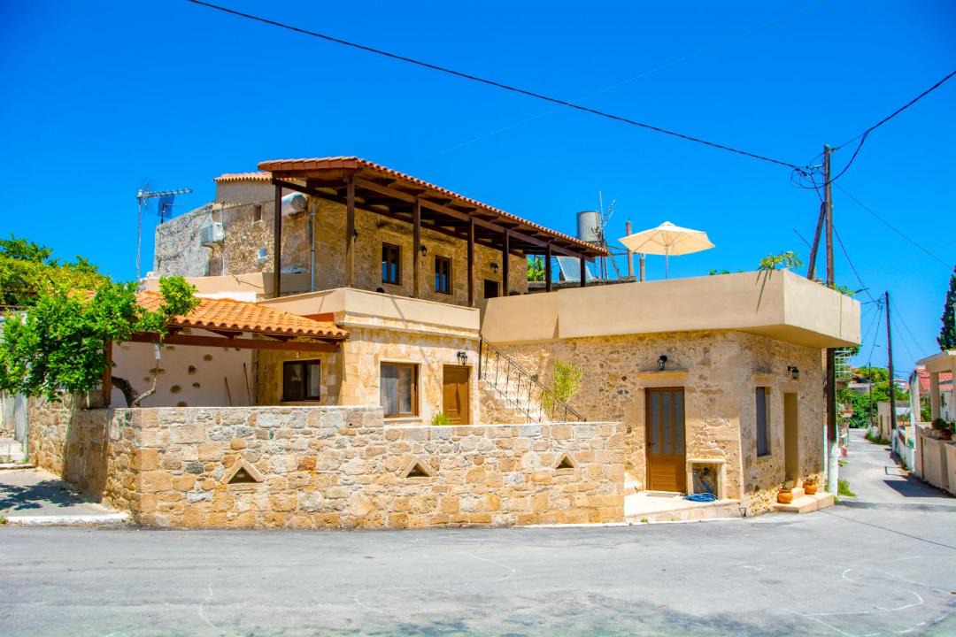 Photo of Buildings in Drapanias