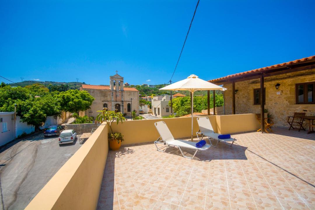 Photo of Patio Balcony in Drapanias