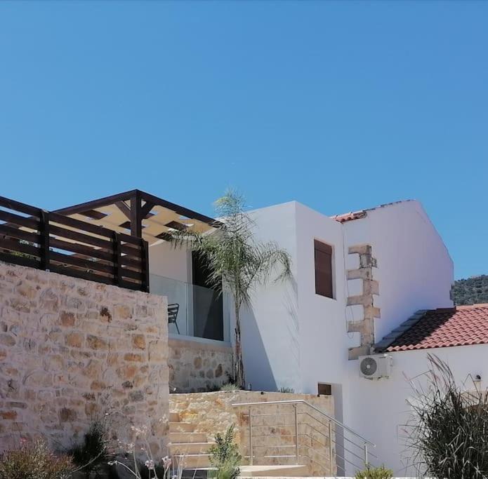 Photo of Buildings in Makhairoi