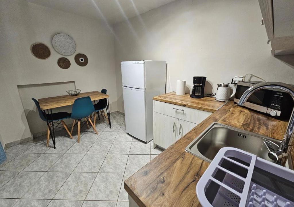 Photo of Kitchen in Markopoulon