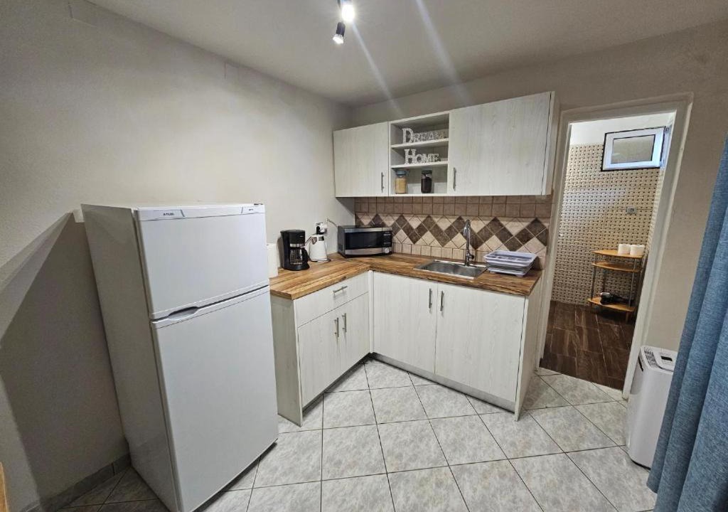Photo of Kitchen in Markopoulon