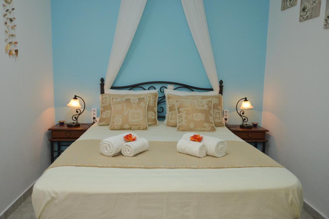 Photo of Bedroom in Adamas