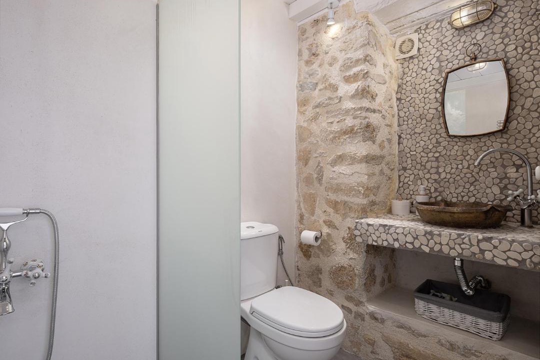Photo of Bathroom in Pyrgos Psilonerou