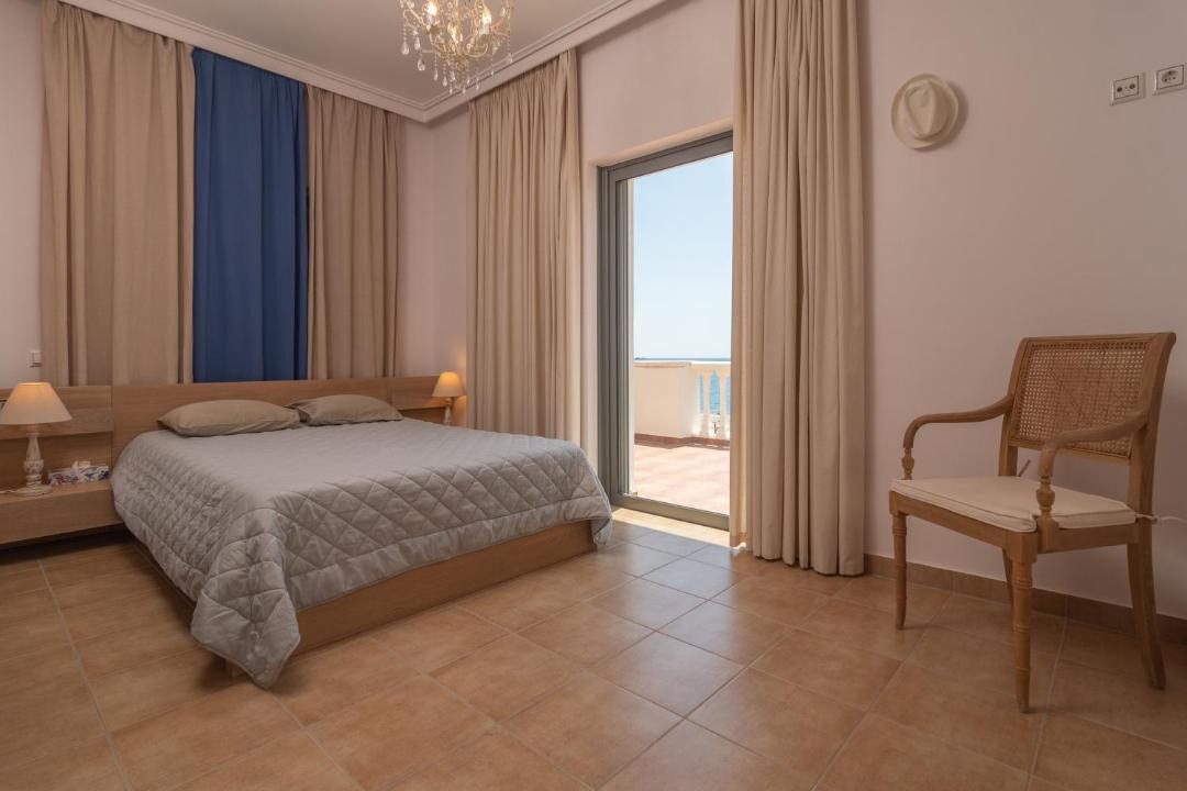 Photo of Bedroom in Gialos
