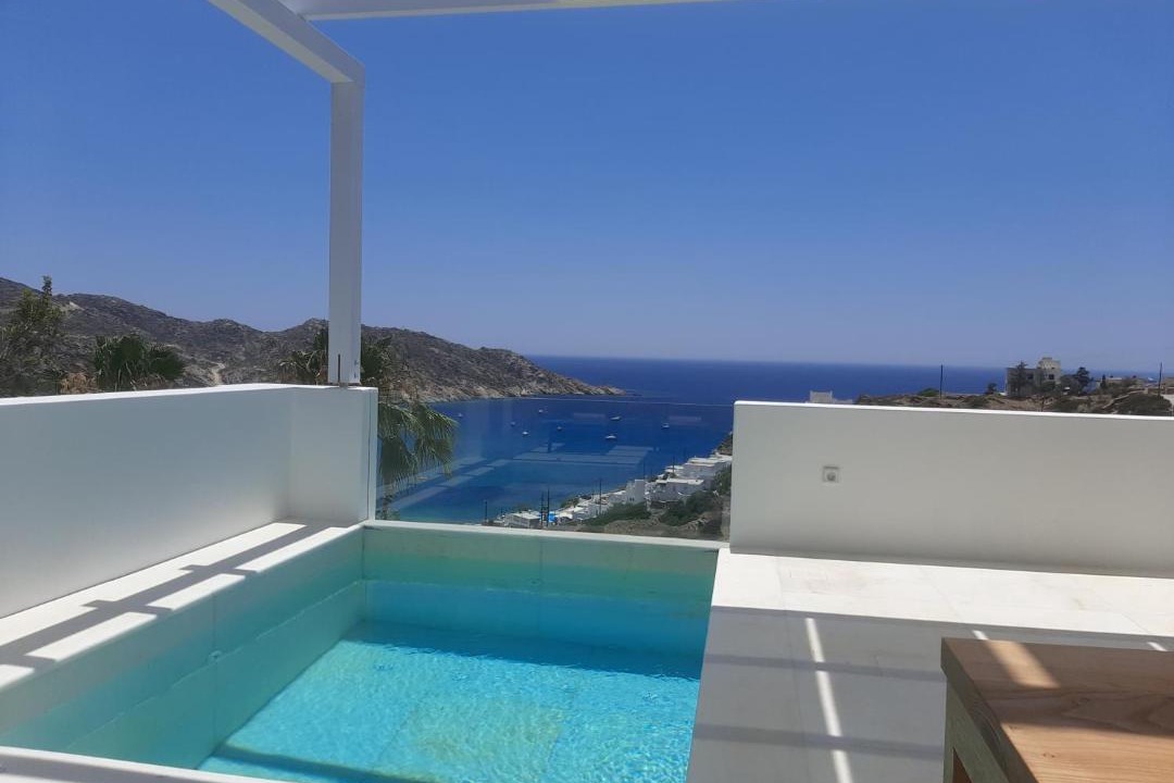 Photo of Patio Balcony in Ios