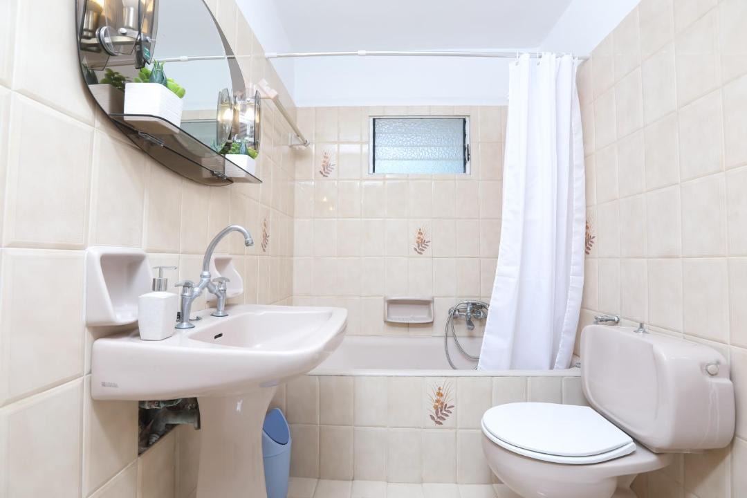 Photo of Bathroom in Kato Korakiana