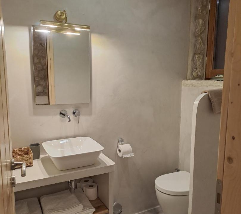 Photo of Bathroom in Tsoukaladhes