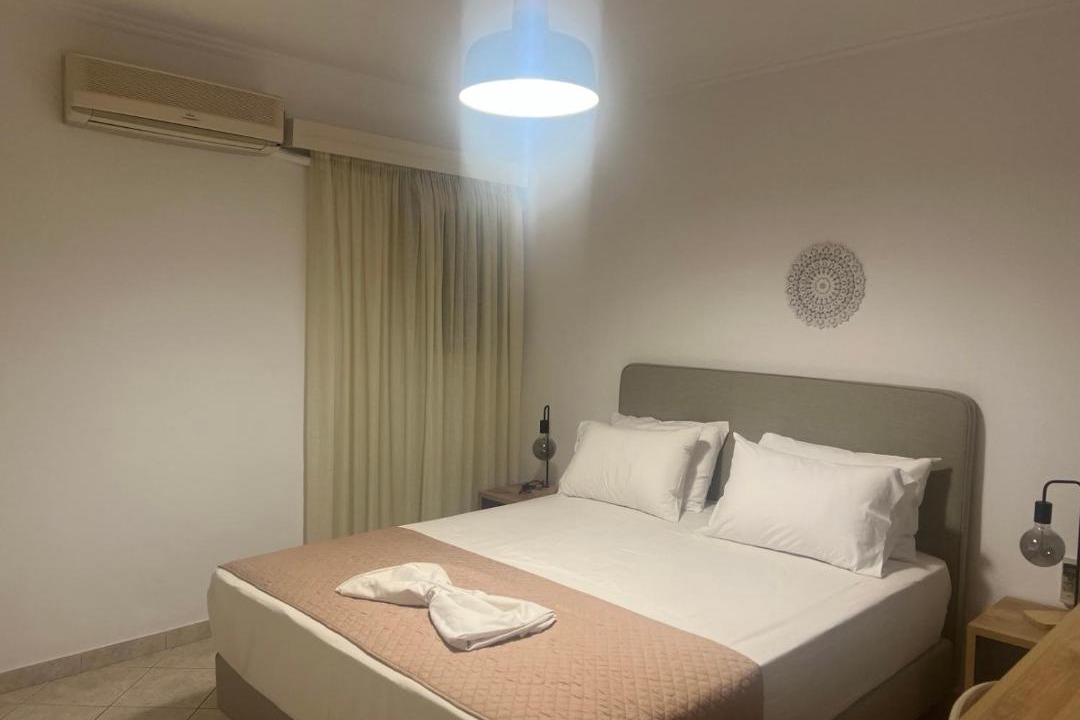 Photo of Bedroom in Adamas