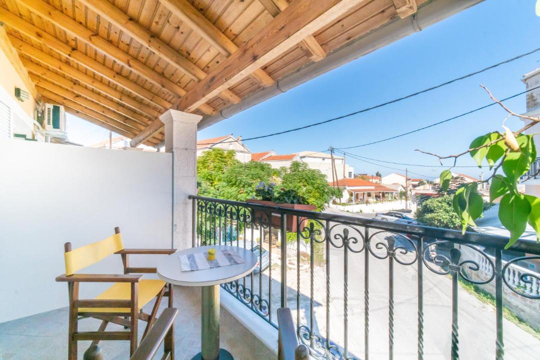 Photo of Patio Balcony in Molos