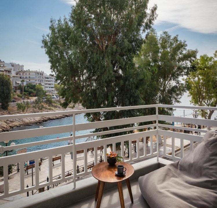 Photo of Patio Balcony in Peiraiki