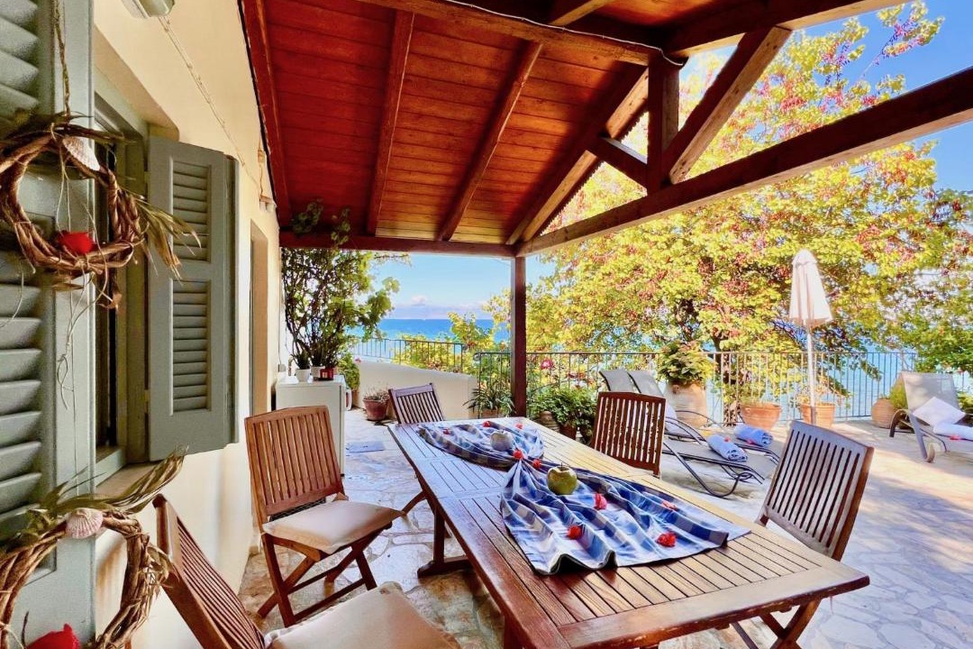 Photo of Patio Balcony in Apraos