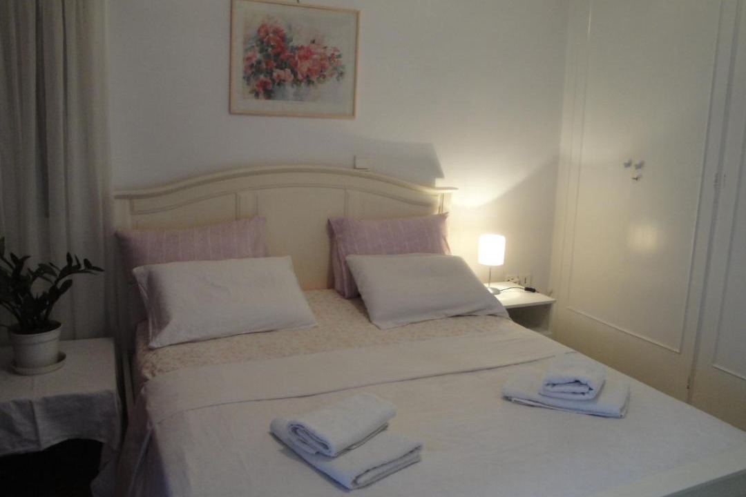 Photo of Bedroom in Alimos