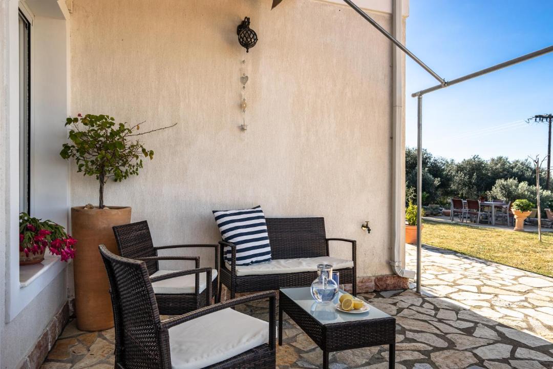 Photo of Patio Balcony in Faraklata