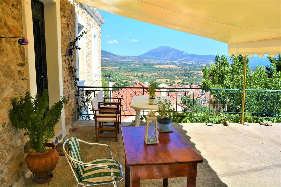 Photo of Patio Balcony in Papadhianika