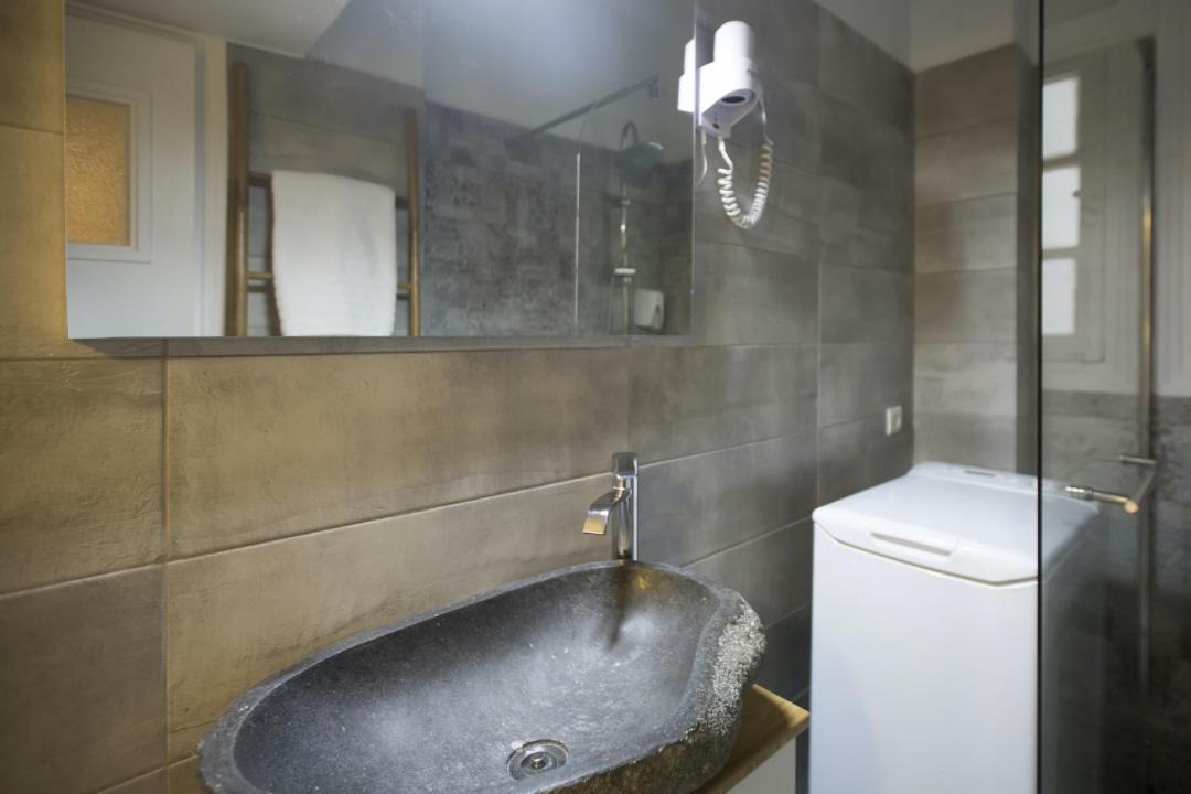 Photo of Bathroom in Plaka