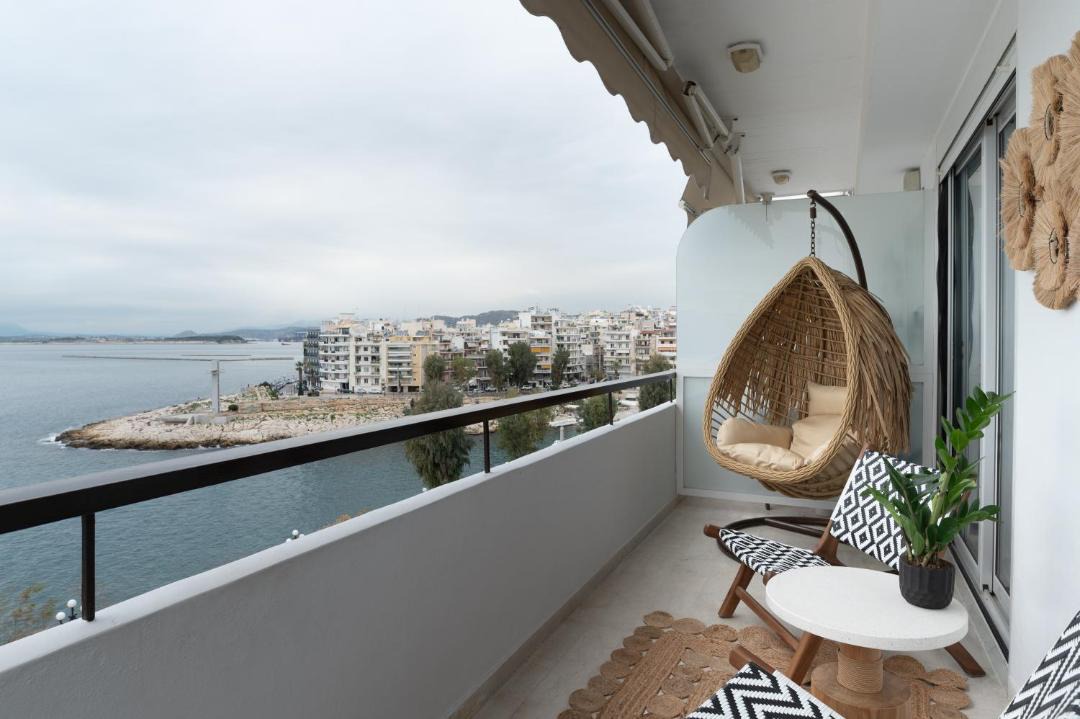 Photo of Patio Balcony in Peiraiki