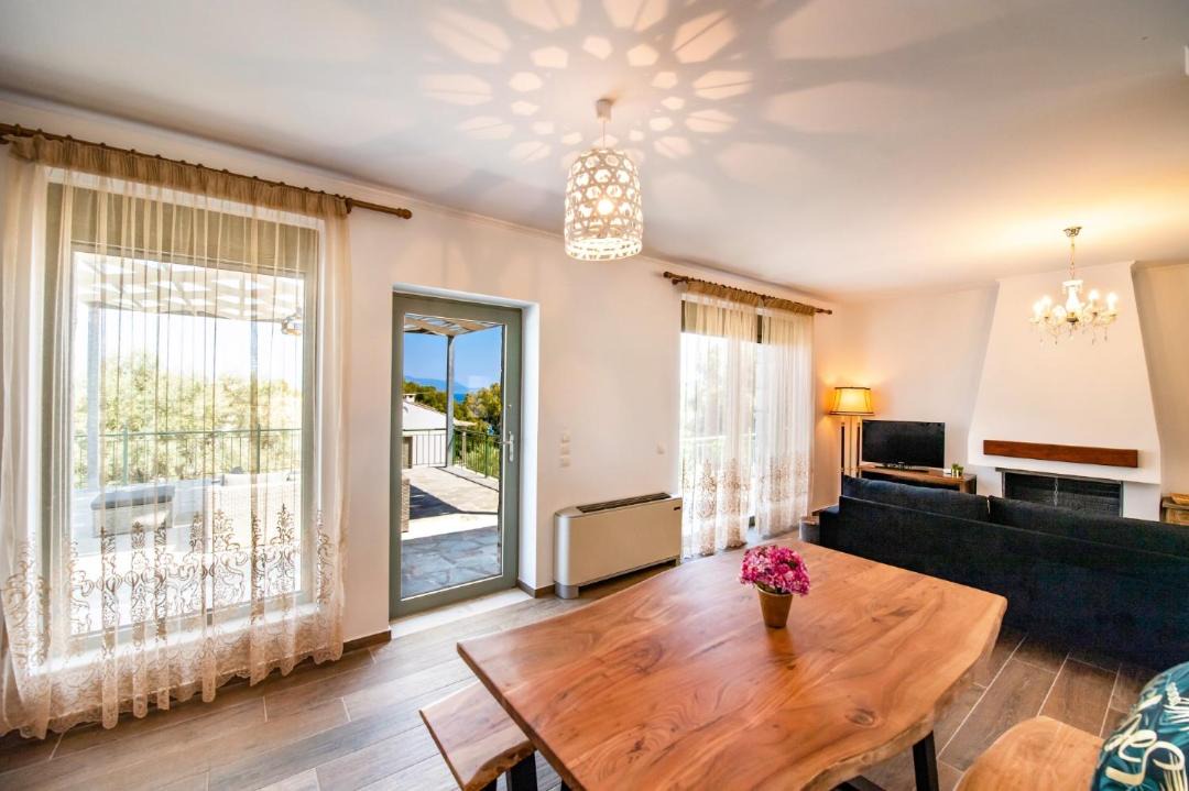 Photo of Livingroom in Episkopos