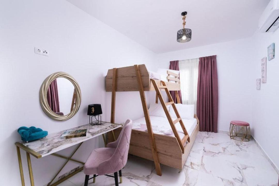 Photo of Bedroom in Neo Kalamaki