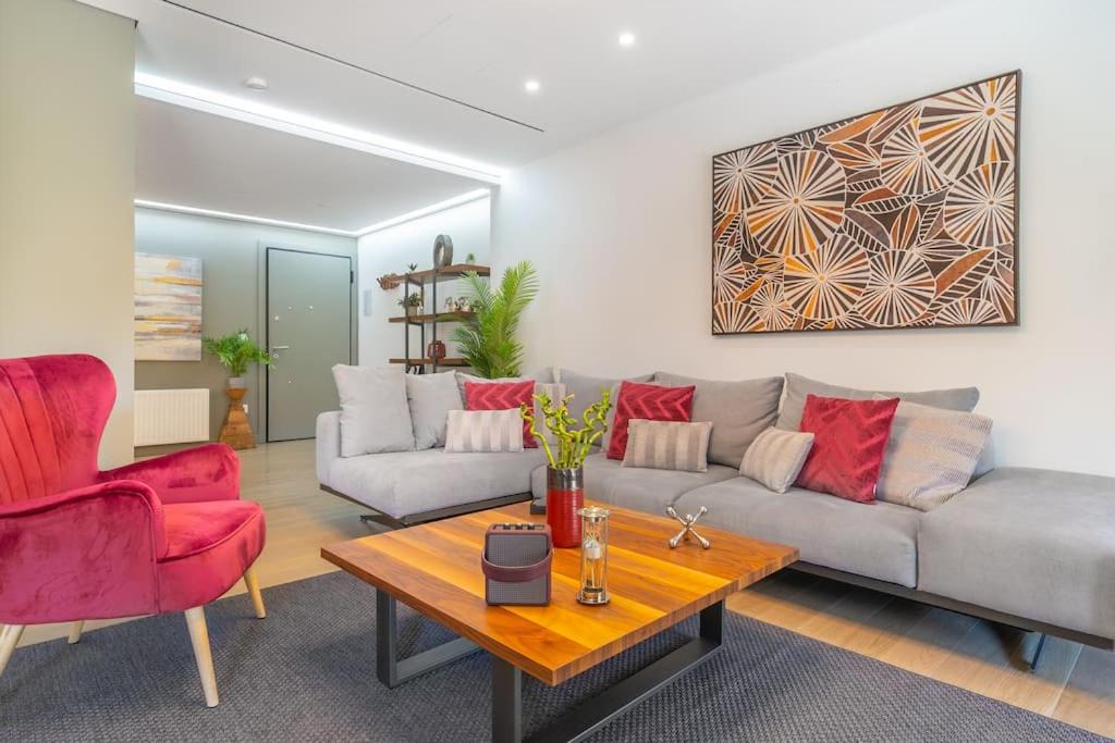 Photo of Livingroom in Ilisia