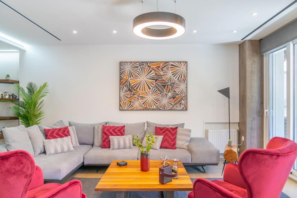Photo of Livingroom in Ilisia