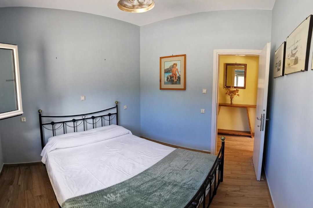 Photo of Bedroom in Kefalos