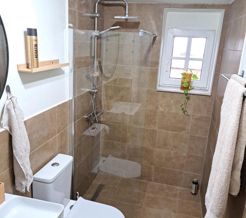 Photo of Bathroom in Pyrgos Psilonerou
