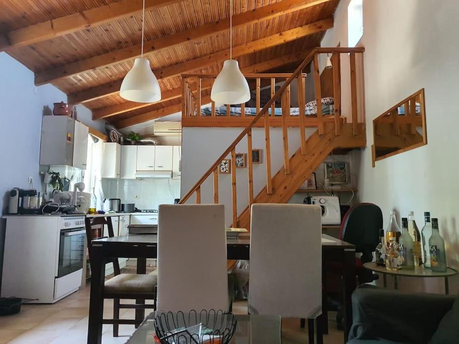 Photo of Livingroom in Lavreotiki
