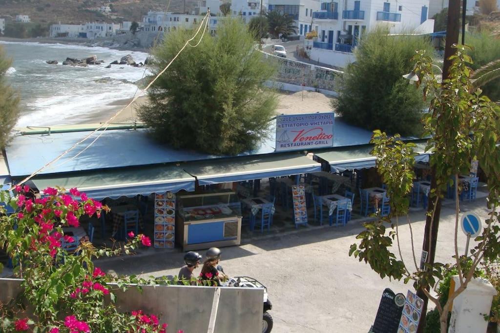 Photo of Buildings in Apollonas