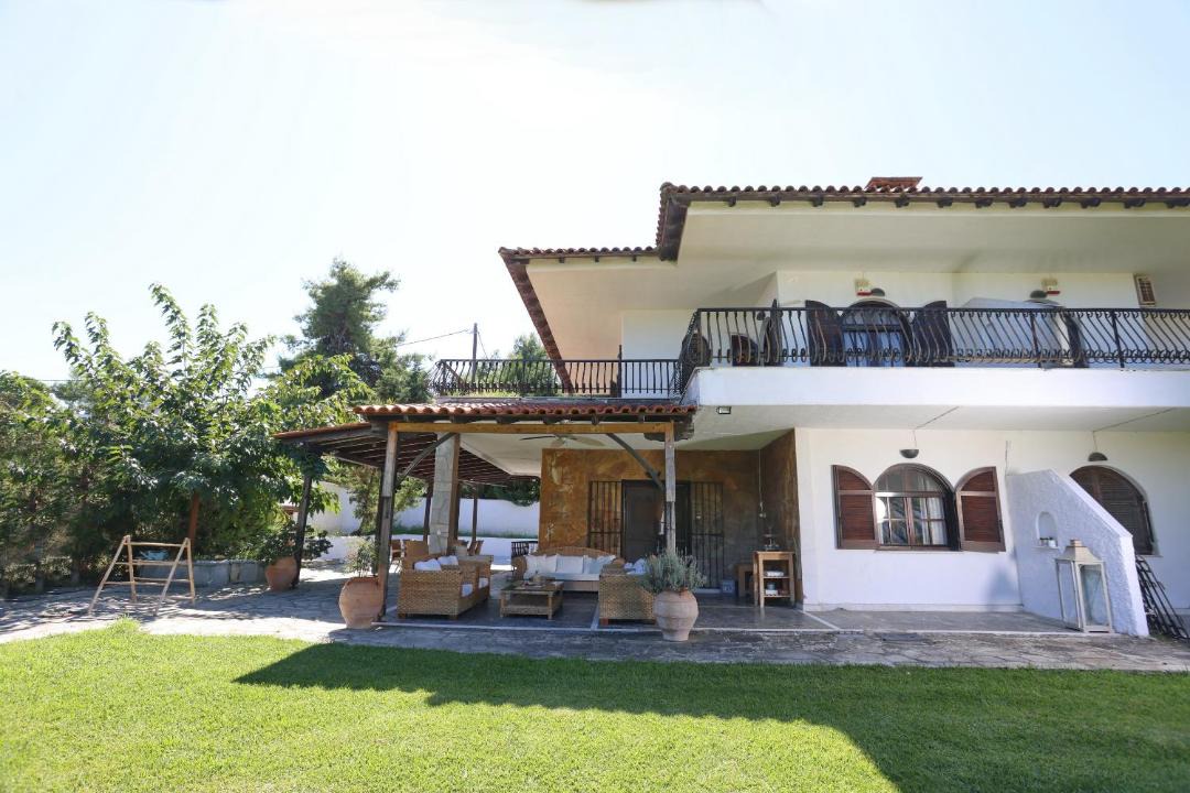 Photo of Buildings in Haniotis