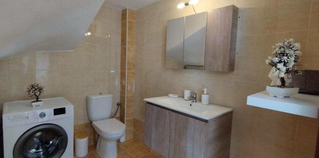 Photo of Bathroom in Gerani