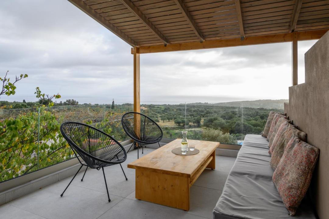 Photo of Patio Balcony in Leivathos