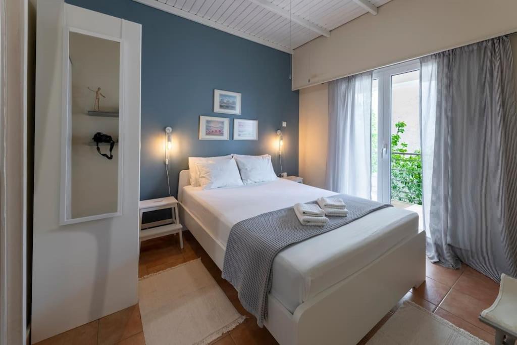 Photo of Bedroom in Markopoulo Mesogaias