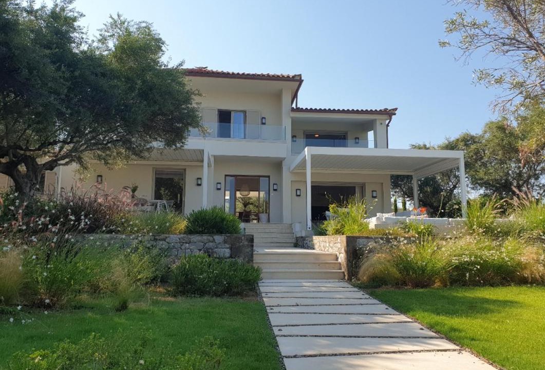 Photo of Buildings in Lefktron