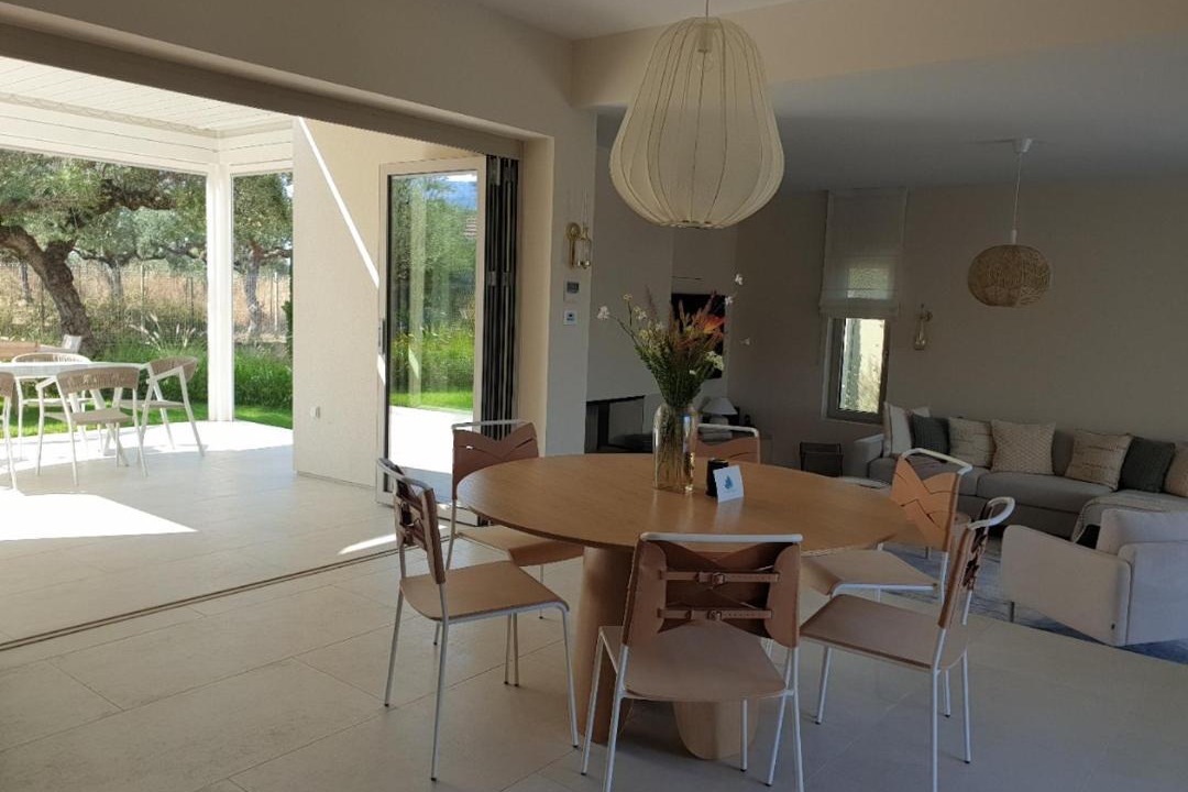 Photo of Livingroom in Lefktron