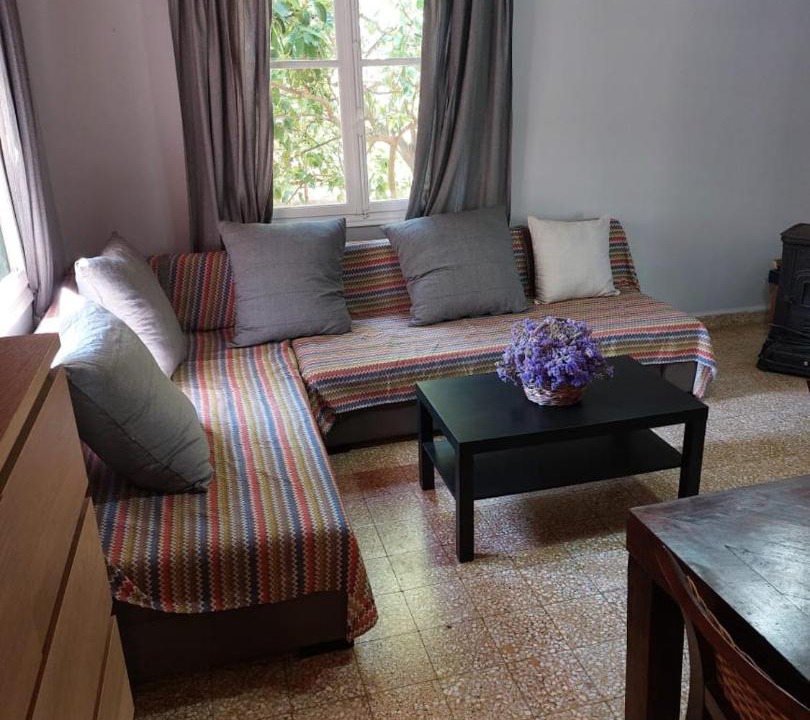 Photo of Livingroom in Legrena