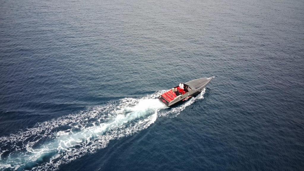 Photo of Human In Picture in Glyfada