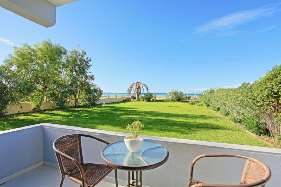 Photo of Patio Balcony in Almiros Beach