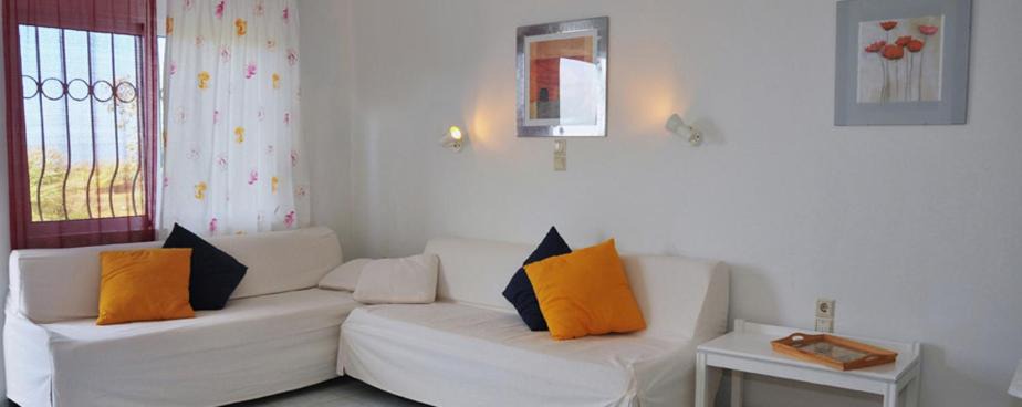 Photo of Livingroom in Pyrgos Psilonerou