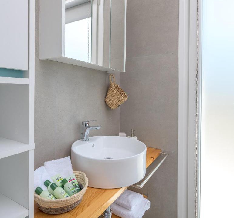 Photo of Bathroom in Asklipiio