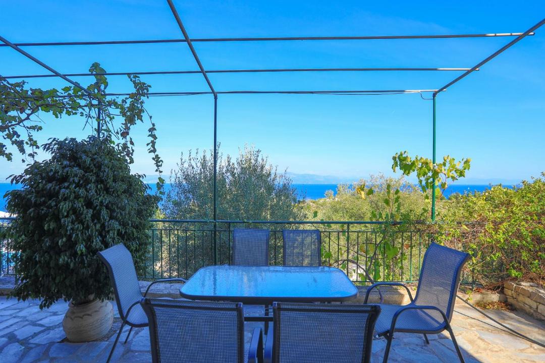 Photo of Patio Balcony in Koutsi