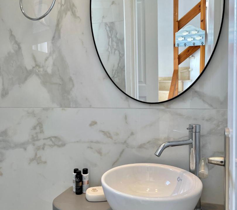 Photo of Bathroom in Tourlos