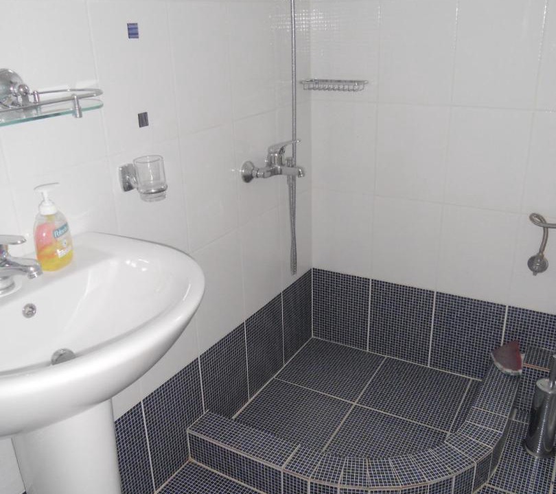 Photo of Bathroom in Platrithias