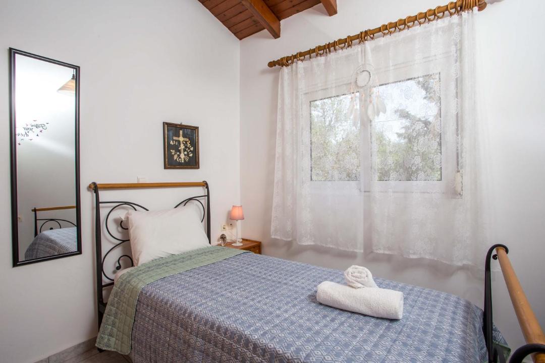 Photo of Bedroom in Ialyssos